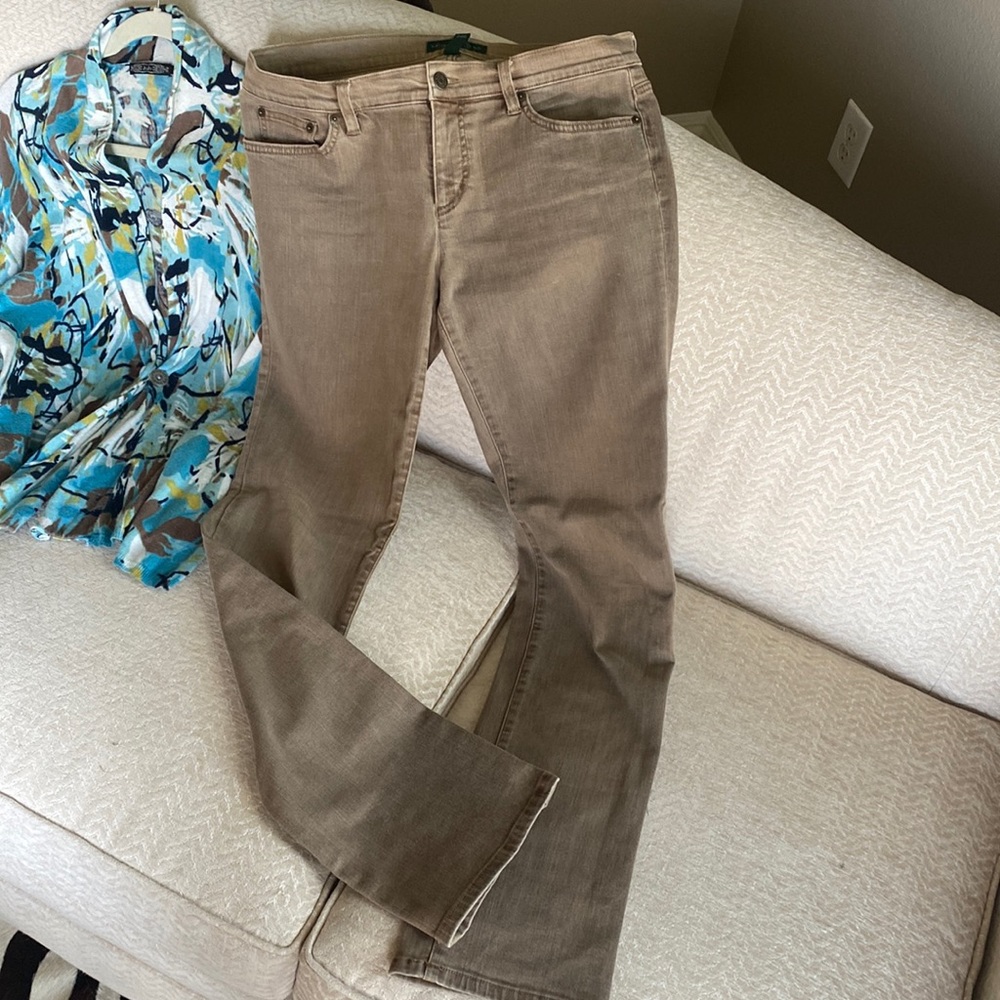 Lauren Ralph Lauren jeans, light brown. Size 8! No smoking home. Size 8